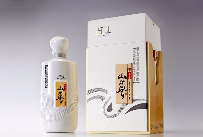 白酒的包裝設(shè)計(jì)對白酒的幫助有哪些？